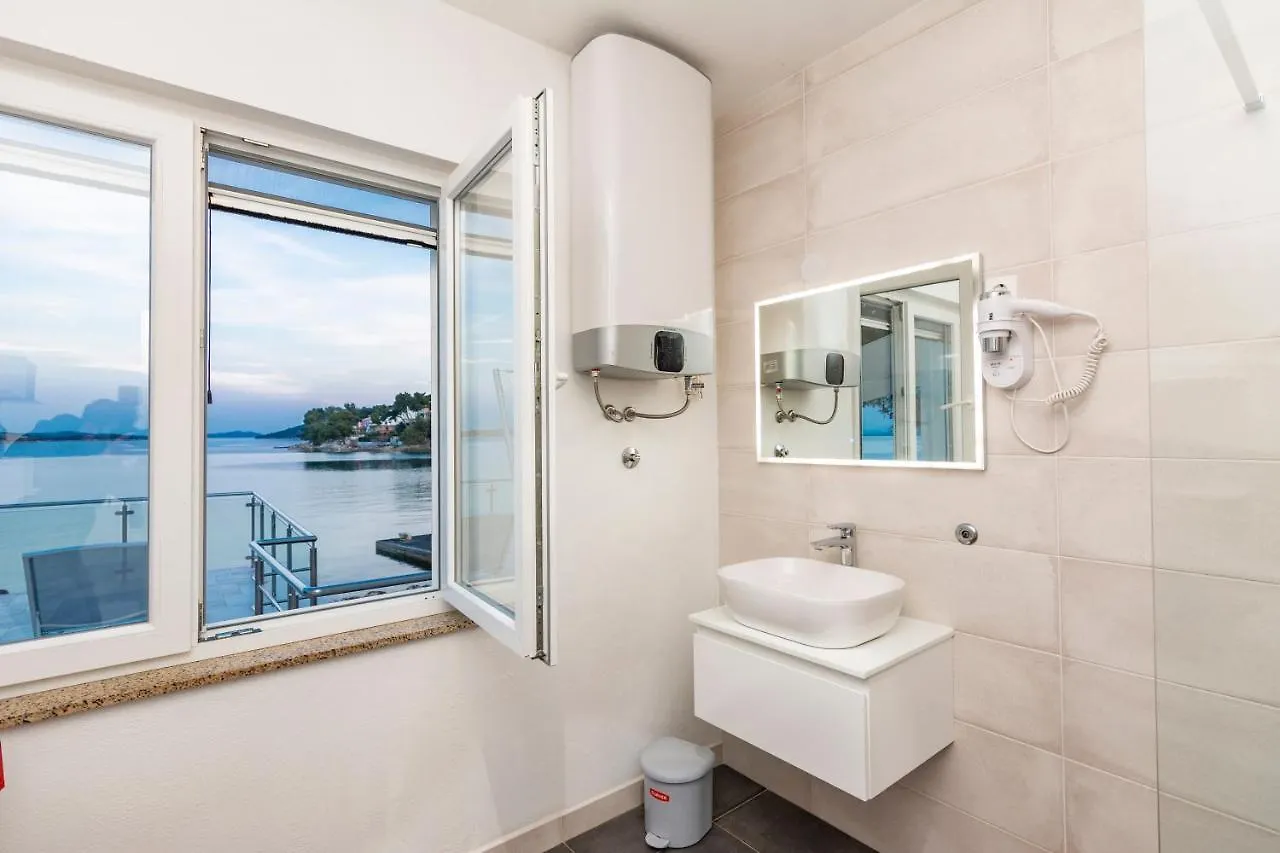 Vila Holiday Home With Swimming Pool - Dugi Otok, Žman
