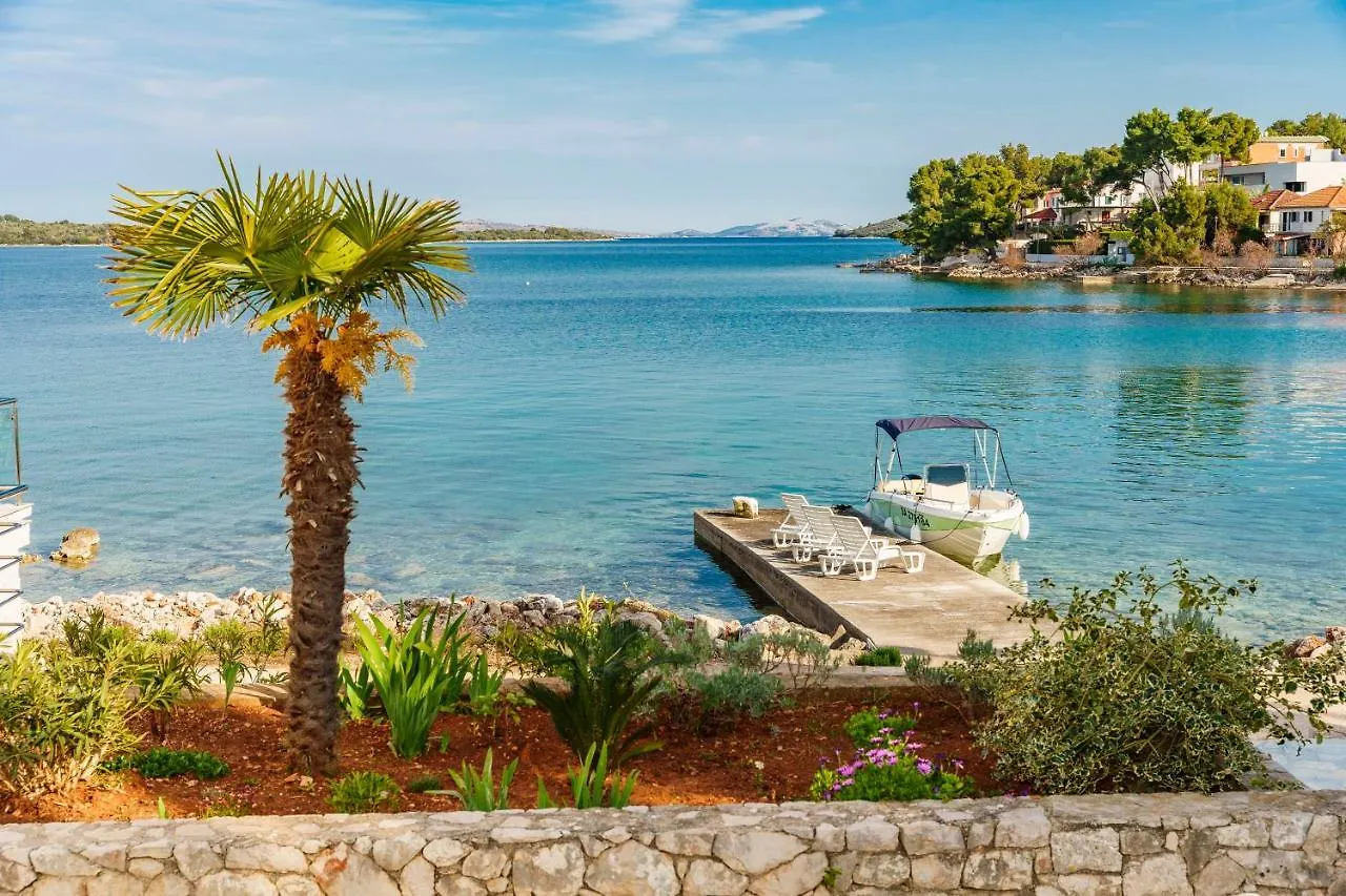 Holiday Home With Swimming Pool - Dugi Otok, Žman 0*,