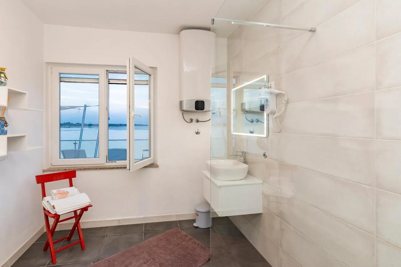 Holiday Home With Swimming Pool - Dugi Otok, Žman