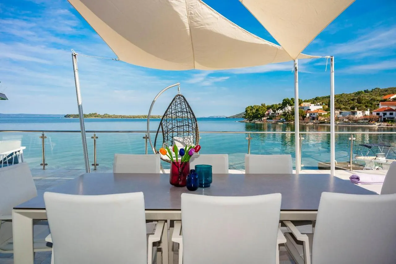 Holiday Home With Swimming Pool - Dugi Otok, Žman Horvátország